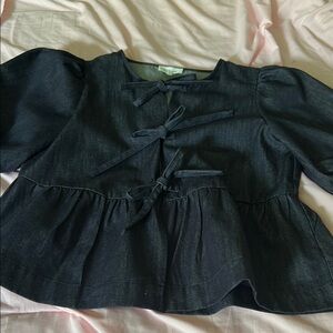 Stylish Black  Top with Bow Accents